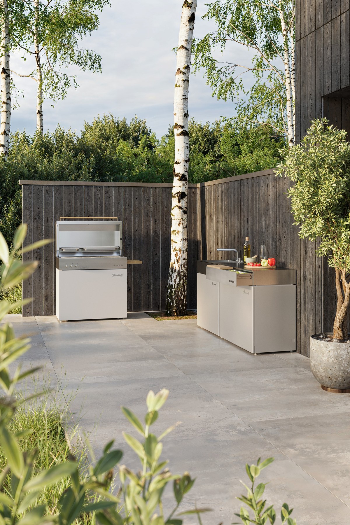 Outdoor-Küche mit Flammkraft Grill in hochwertigem Außenbereich